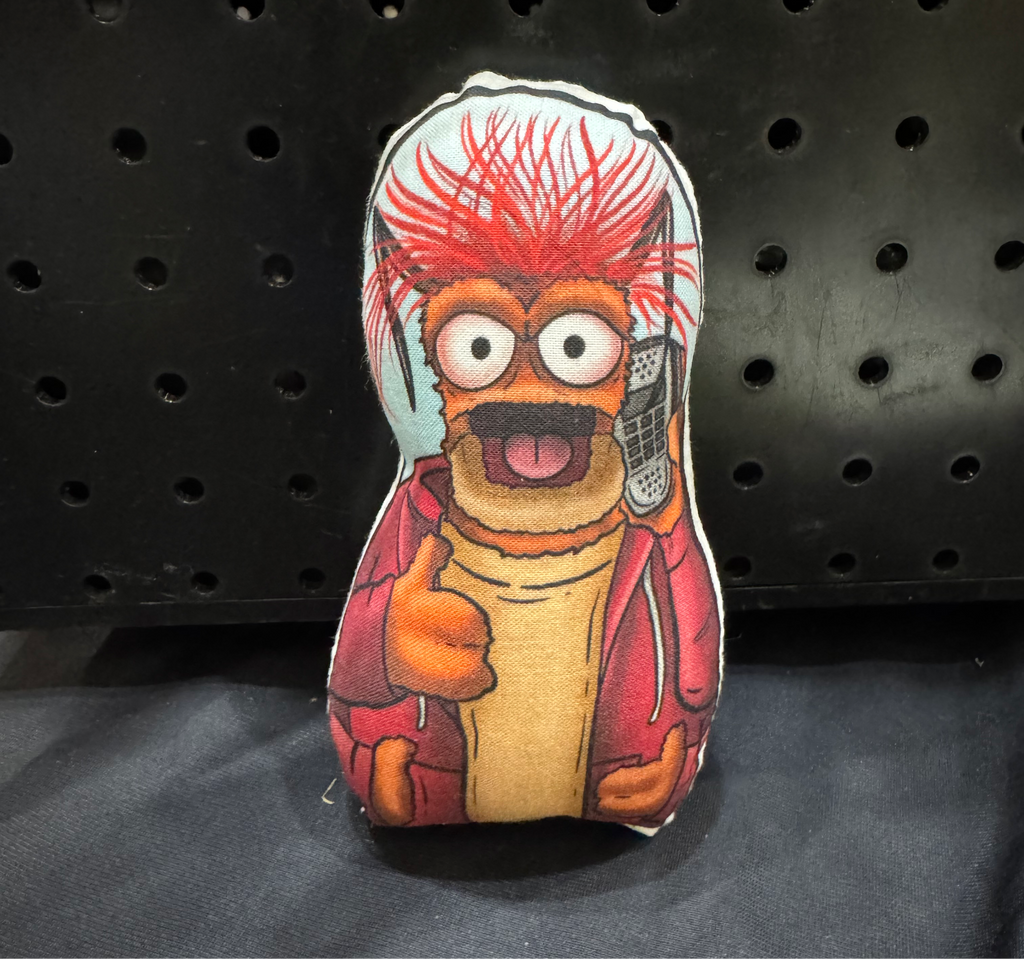 置物 Pepe the rat Zou Liang 53/199 Pepe the King Prawn Inspired Plush Doll or Ornament – The Cuddle Cult